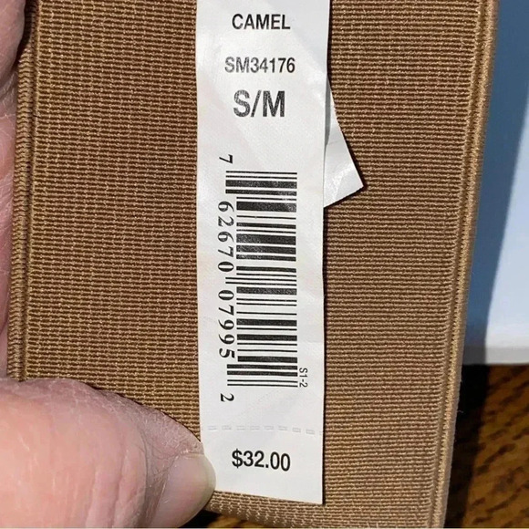 CAMEL Stretch Belt S/M Brass Color Buckle Nice - Picture 5 of 5